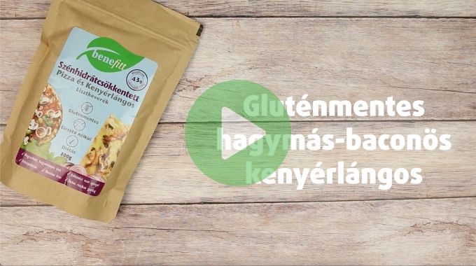 Gluténmentes hagymás-baconös kenyérlángos